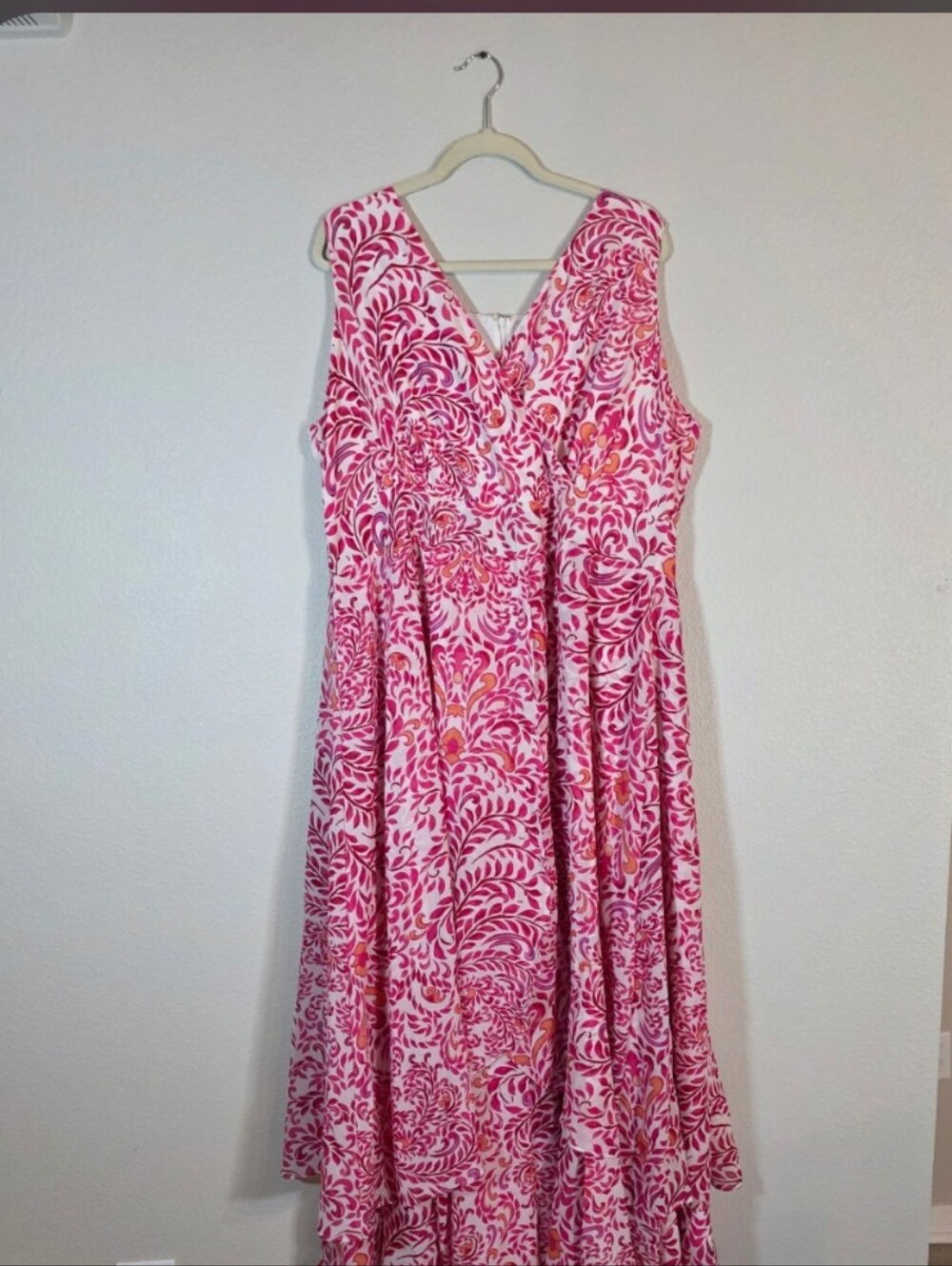 Jessica London Pink & White Leaf-Print Maxi Dress